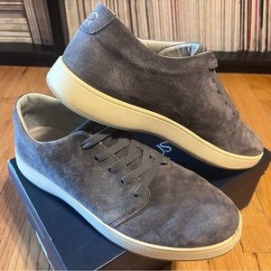 NEW Mens size 10.5 Aureus Insignia Charcoal Gray Loafer Sneaker